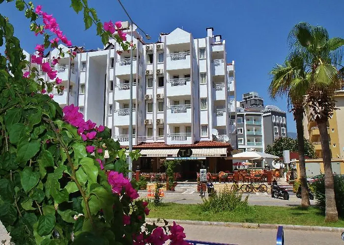 Turan Aparthotel 3*