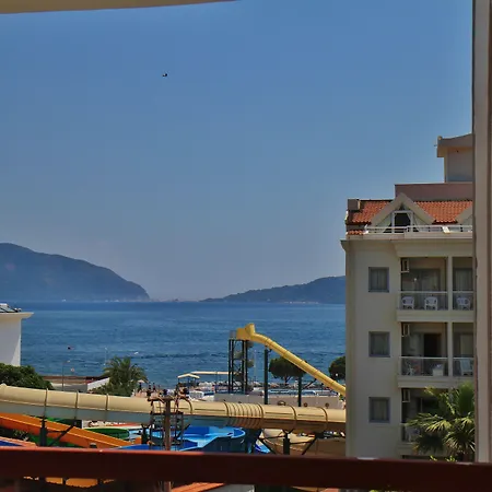 Hotel apartamentowy Turan 3*
