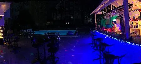 Hotel apartamentowy Turan 3*