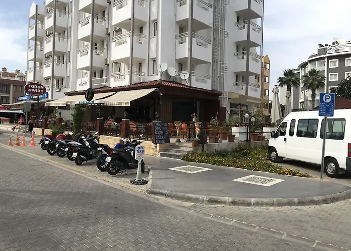 Lejlighedshotel Turan 3*